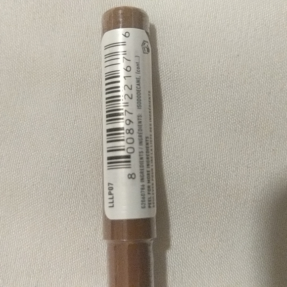 NWT tan  lip lliner - Picture 2 of 2